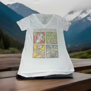 Harry Potter Women's Short Sleeve Shirt Size M white Hogwarts Polyester Blend - Picture 1 of 24