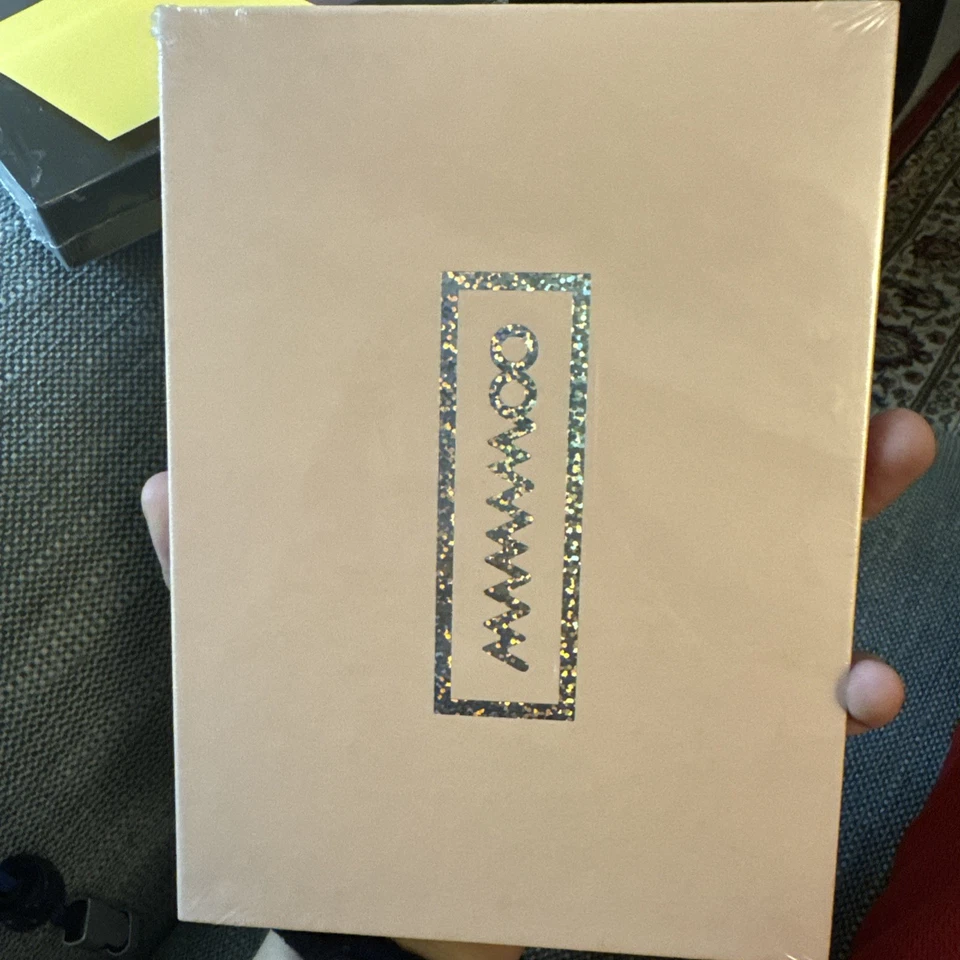 Mamamoo 1st Mini Album Hello Pink Version CD Photobook New Sealed Rare OOP Foto 1 de 2