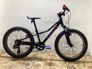 Trek Precaliber 20” Kids Bike, 8.5” Aluminum Frame, V-brakes, Front Suspension - Picture 1 of 2
