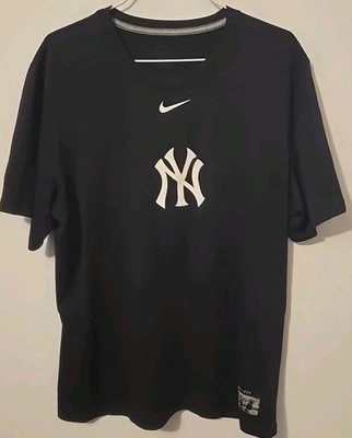 Camiseta Nike New York Yankees MLB Negra Dri Fit Manga Corta Talla Para Hombre Mediana Foto 1 de 3