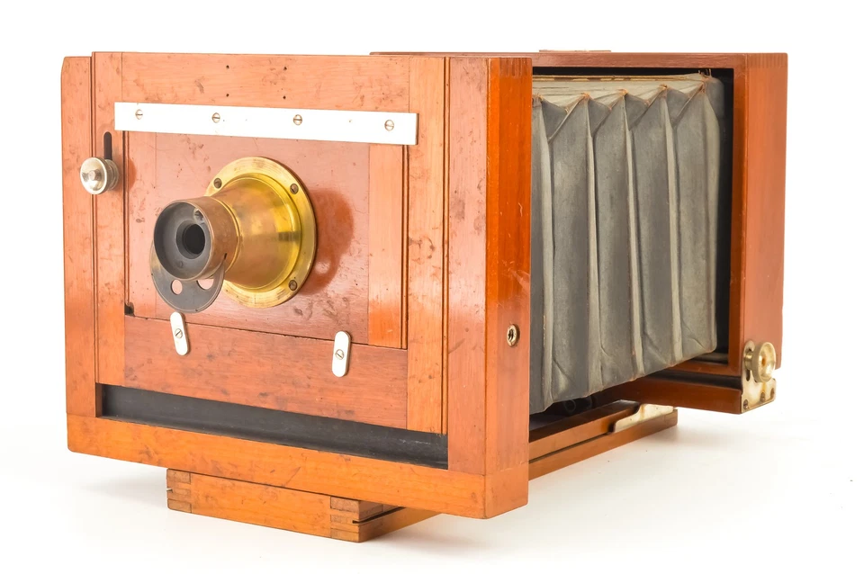 E & H. T. Anthony & co N.P.A. Variation 3 c.1898 -1900 5x7'' Camera w Lens V20 - Image 1 of 4