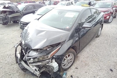 2018 Toyota Prius Power Brake Booster OEM 65K Miles - LKQ403082513 - Image 1 of 4