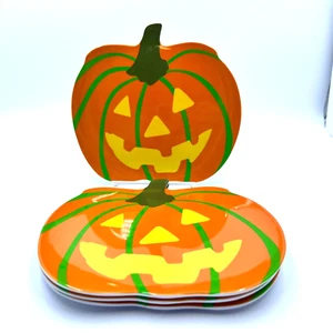 Unbranded Set of 4 Melamine Plastic 7" Jack O Lantern Pumpkin Plates  - Picture 1 of 7