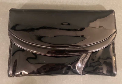 Bolso sin asas vintage Ande imitación charol negro cadena oculta Foto 1 de 4