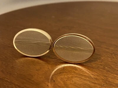 PIERRE CARDIN Gold Tone Oval Vintage Cufflinks - Image 1 of 2