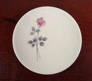 ROYAL DOULTON ENGLISH China "Pillar Rose" Design 5" Butter Pat Coaster - Picture 1 of 2