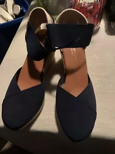 Espadrilles Shoes - Picture 1 of 3
