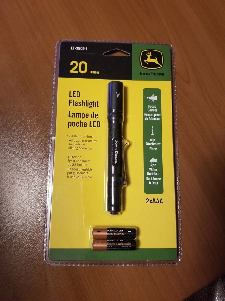 ET3909J John Deere 20 Lumens Pocket LED Flashlight - Image 1 of 1