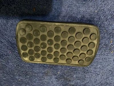 1990 - 1994 Classic Saab 900 Automatic Transmission ABS Brake Pedal Pad - Image 1 of 3