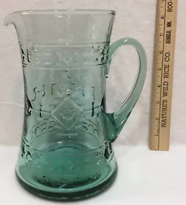 Jarra de vidrio verde con diseño suroeste nativo en relieve de 8" jugo de agua de 8 - Imagen 1 de 1