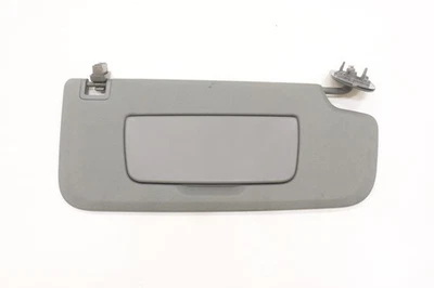 Parasol delantero derecho GMC SIERRA 1500 2020-2025 OEM 13591872 TRIM_H0U Foto 1 de 4