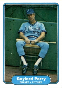 Gaylord Perry 1982 Fleer #445 Atlanta Braves KOSTENLOSER VERSAND Autogramm Den - Bild 1 von 2