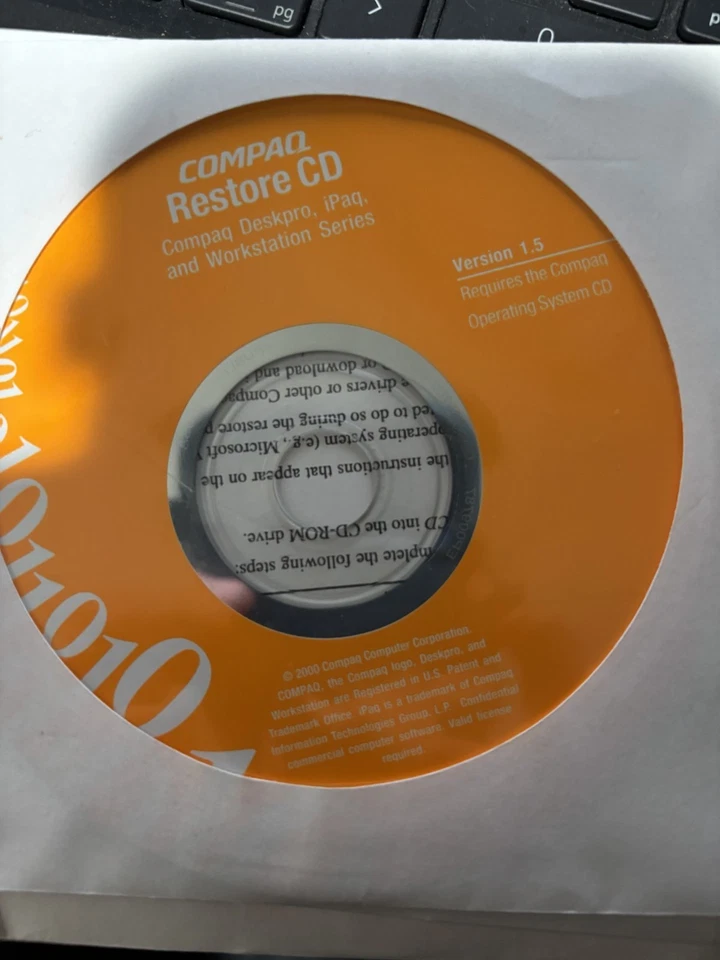 Compaq Restore CD for Deskpro, iPaq & Workstation Series Version 1.5 2000 NEW - Image 1 of 1