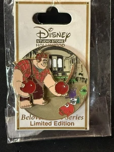 Disney DSSH Beloved Tales Wreck It Ralph Pin AUTHENTIC LE 300 - Picture 1 of 2