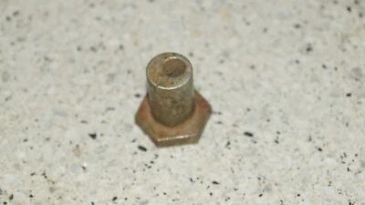 AJUSTE RUEDA TRIÁNGULO INFERIOR EXCÉNTRICA ALPINA A110 R8 GORIDINI PARTE 6083112 Foto 1 de 4