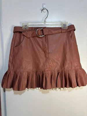 Love Tree Mujer Talla M Plisado Dobladillo Falda Rosa Mini Cinturón Imitación Cuero Nuevo Foto 1 de 4