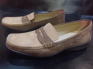 WM'S HOTTER 2 TONE SUEDE PENNY LOAFERS / MOCS NWOB US 9 / EU 41/ UK 7 MD ENGLA - Picture 1 of 11