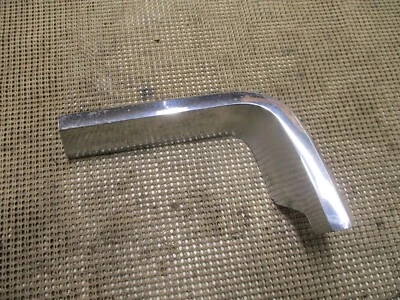 Buick Wildcat LeSabre 1966 2 puertas lado derecho cuarto extensión moldura 4545710 #2 Foto 1 de 4