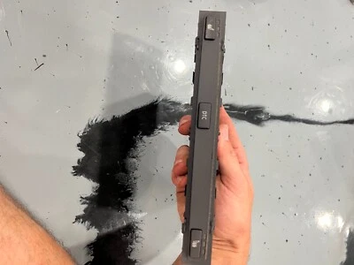 2006 宝马 E60 M5 535I 528I 存储 Cubby 座椅加热器 DTC 开关二手原始设备制造商 6985743 — 第 1/2 张图片