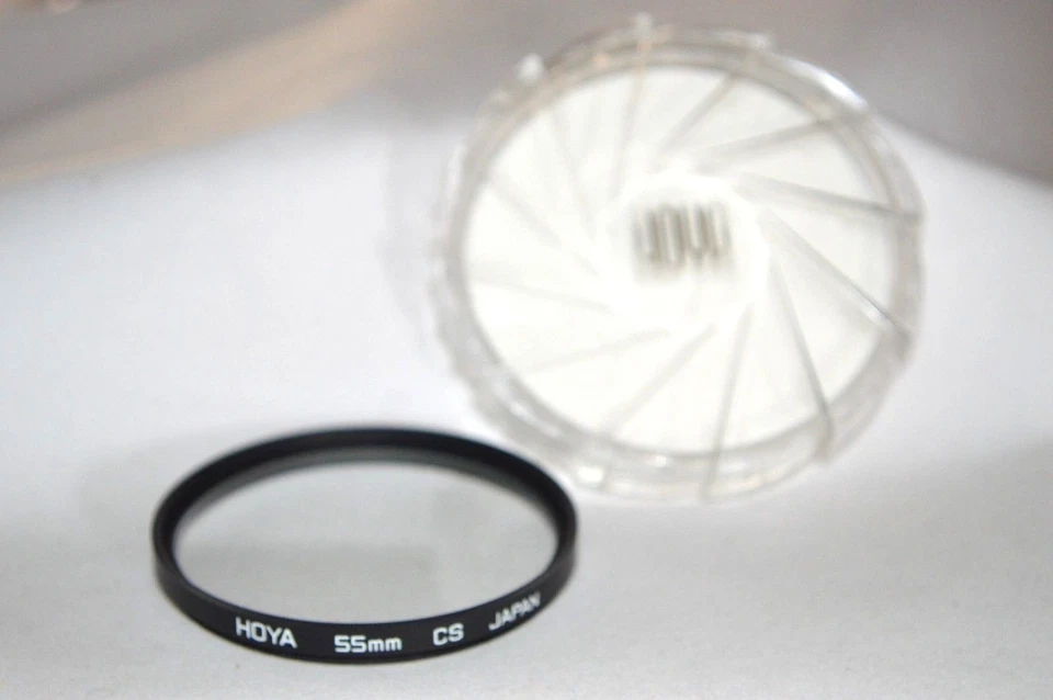 Hoya 55 mm CS (Cross Screen) Screw-In Filter with Case Made in Japan (S-112) - Image 1 of 4