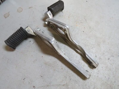 Pies traseros originales Yamaha XJ650L Maxim 1981 izquierda y derecha con Becket ~ par Foto 1 de 4