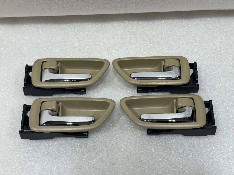 2000 2001 2002 2003 2004 TOYOTA AVALON INTERIOR DOOR HANDLES SET OF 4 IVORY LF01 - Image 1 of 4