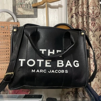 Bolso de Mano Pequeño Marc Jacobs Negro Foto 1 de 4