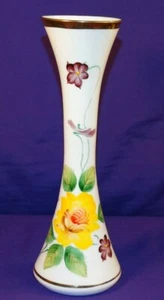 VINTAGE ENESCO WHITE GLASS BUD VASE YELLOW ROSE PURPLE VIOLETS GOLD STRIPPING - Picture 1 of 6