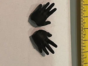 Mezco One:12 Classic Fantastic Four Invisible Woman sue storm hands **** - Picture 1 of 2