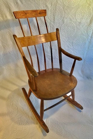 Antique American Windsor Comb Back Rocking Chair with Extended Shawl ca1820-1850 Cover