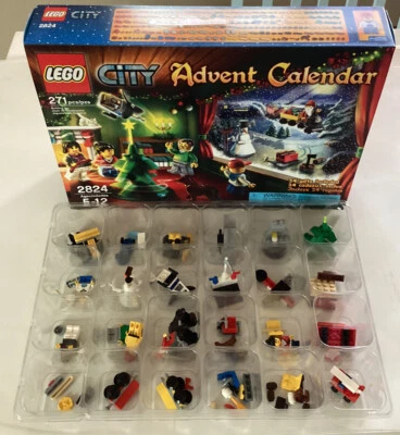 Lego City 2010 Advent Calendar (2824) 100% Complete w/4 Minifigs 271 Piece Santa - Image 1 of 4