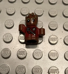 Lego Baby Groot Minifigure From Set 76080 Marvel Gaurdians of the Galaxy sh381 - Picture 1 of 4