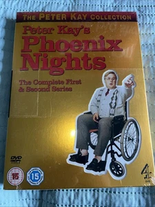 Peter Kay’s Phoenix Nights The Complete First & Second Series DVD NEW & SEALED - Foto 1 di 3
