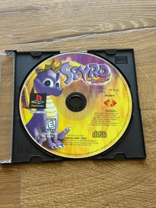 Sony Playstation 1 - PS1 Spyro The Dragon Disc NUR kleinere Kratzer getestet funktioniert - Bild 1 von 2