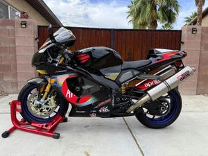 2003 Aprilia RSV 1000 Mille R Colin Edwards - Picture 1 of 40