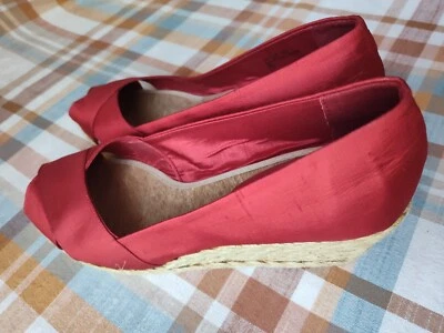 Ralph Lauren Cecilia Rojo Seda Cuñas Alpargatas 10B Peep Toe Slip Ons  Foto 1 de 4