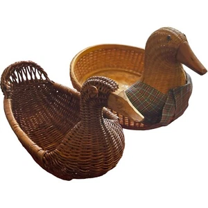 Vintage Set Of 2 Fine Ratten Wicker Handmade Duck Baskets 9” - Picture 1 of 8