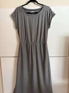 Columbia Sportswear Women's Size M Grey/White Pockets Midi Knit Summer Dress - Picture 1 of 7