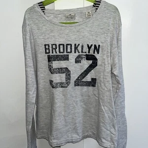Scotch Shrunk Boys Long Sleeved Tshirt Size 10 - Picture 1 of 3