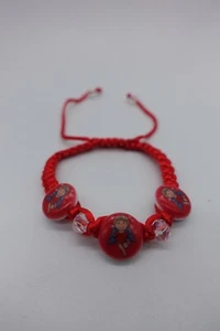 Medalla Virgen Guadalope ROJO Cordón Macramé Pulsera Ajustable - Imagen 1 de 5