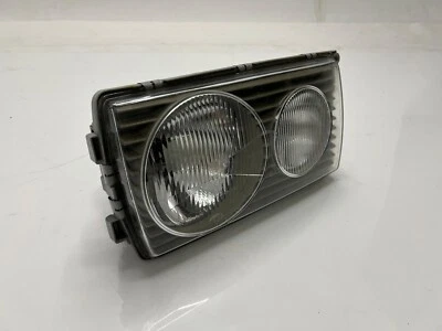 Farol dianteiro direito Mercedes Benz w123 euro fabricante de equipamento original Hella 0018207261 117779R NOS A - Imagem 1 de 4