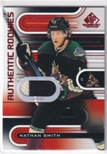 2022-23 UD SP GAME USED AUTHENTIC ROOKIES RED JERSEY #190 NATHAN SMITH