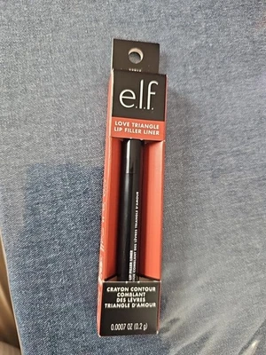 e.l.f. Love Triangle Lip Filler Liner Crayon Contour, Soft Pink - Rise Tendre.  - Image 1 of 4