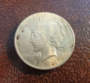 Moneda de dólar de plata Morgan Peace de 1924 $1 marca de ceca de Filadelfia #4 de Estados Unidos - Imagen 1 de 2