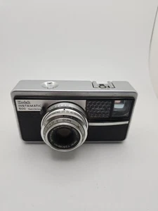 Kodak Instamatic 500 analoge Kleinbildkamera mit Tasche - Made in Germany - SAUBER - Bild 1 von 7