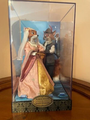 Disney Fairytale Designer Series Collection Robin Hood and Maid Marian Brand New - Image 1 of 4