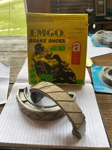 NEW EMGO motorcycle brake shoes 92-41061 Suzuki look at pictures for fit - Picture 1 of 2