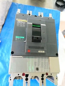 Merlin Gerin -- Switch-Disconnector Compact NS400 NA - 400A 8kva - 3 poles 32756 - Picture 1 of 9