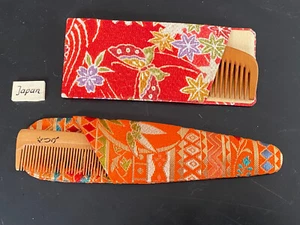 JAPAN 2x Kamm Buchsbaum Tribal comb Stammeskunst in besticktem Etui - Bild 1 von 6