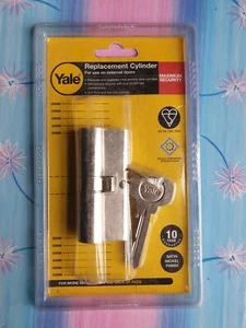 YALE REPLACEMENT CYLINDER DOOR EURO LOCK - PKM3030-NP - Picture 1 of 2